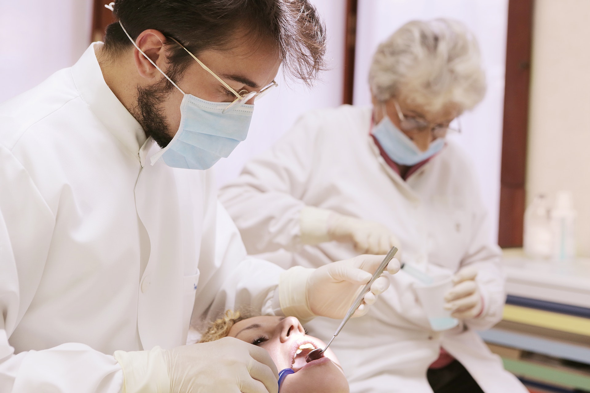 Reasons To Make Senior Dental Care a Priority